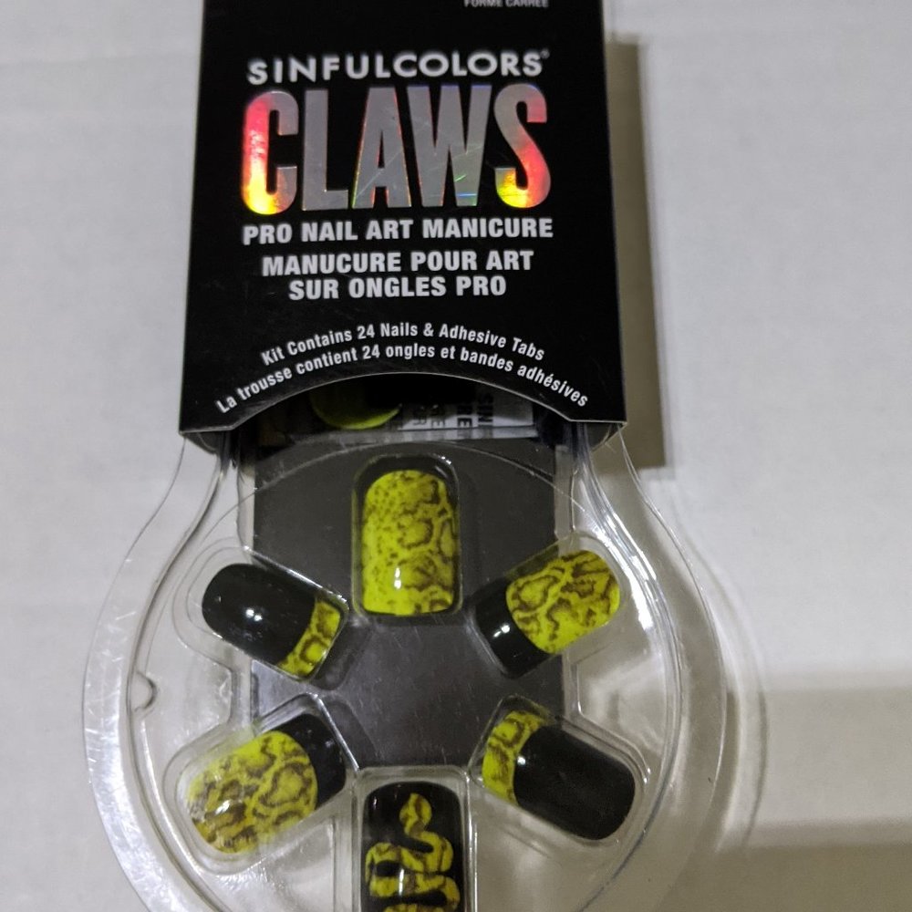 Sinful Colors Claws Press-On Nail Set